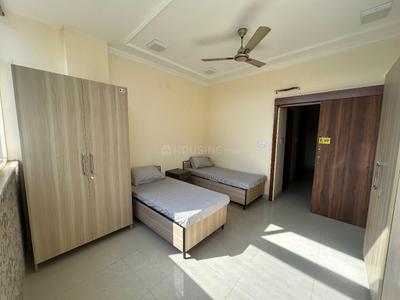 Bedroom Image of 1000 Sq.ft 2 BHK Builder Floor for rent in Preet Vihar New Delhi for Rs. 30000
