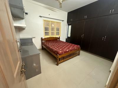 Bedroom Image of 1200 Sq.ft 2 BHK Builder Floor for rent in Electronic City Bengaluru for Rs. 32000