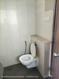 Bathroom Image of 3200 Sq.ft 4 BHK Apartment / Flat for sale in Yayati Apartment, Seawoods Navi Mumbai for Rs. 70000000