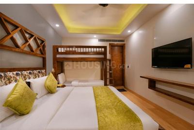 Bedroom Image of Stay Royal Luxury PG in Sector 30, Gurgaon