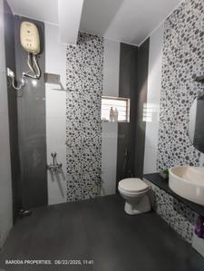 Bathroom Image of 2300 Sq.ft 4 BHK Duplex for sale in Subhanpura Vadodara for Rs. 12500000
