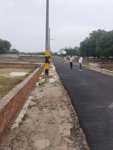 Image of 1000 Sq.ft Residential Plot / Land for sale in Khujauli, Lucknow for Rs. 1300000