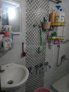 Common Bathroom Image of 270 Sq.ft 1 RK Apartment / Flat for sale in Dahisar West Mumbai for Rs. 6500000