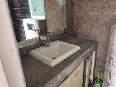 Image of 2665 Sq.ft 3 BHK Apartment / Flat for rent in Raheja Vedaanta, Sector 108, Gurgaon for Rs. 38000