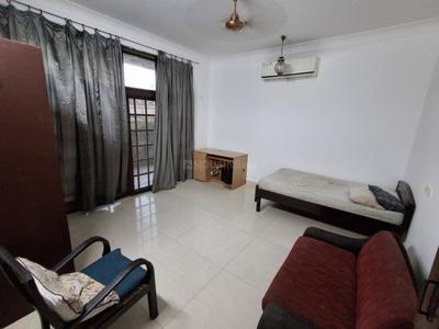 Bedroom Image of 500 Sq.ft 1 RK Independent House for rent in BHEL Township, Sector 17 Noida for Rs. 17000