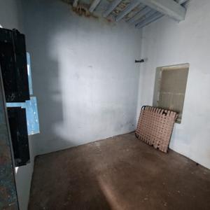 Bedroom Image of 1100 Sq.ft 3 BHK Independent House for rent in Rajabagicha Cuttack for Rs. 8500