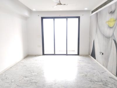 Living Room Image of 2800 Sq.ft 4 BHK Apartment / Flat for sale in Bandra Anand Vihar CHS, Bandra West Mumbai for Rs. 160000000