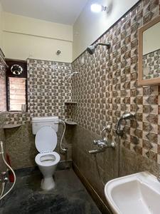 Bathroom Image of 1175 Sq.ft 3 BHK Apartment / Flat for rent in Purba Barisha Kolkata for Rs. 25000