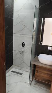 Image of 1850 Sq.ft 3 BHK Builder Floor for sale in Paschim Vihar, New Delhi for Rs. 40000000