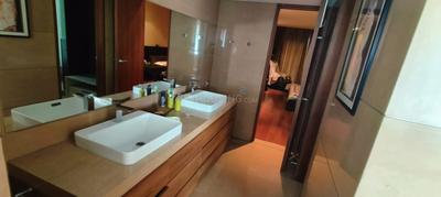 Bathroom Image of 4500 Sq.ft 5 BHK Apartment / Flat for sale in Panchshil The Address, Sangamvadi Pune for Rs. 100000000