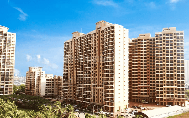 K Raheja Heights Main Image 1