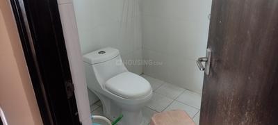 Bathroom Image of 1750 Sq.ft 3 BHK Apartment / Flat for rent in SMR Vinay Galaxy, Hoodi Bengaluru for Rs. 76000