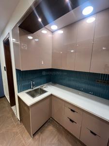 Kitchen Image of 360 Sq.ft 1 BHK Builder Floor for rent in Shalimar Bagh New Delhi for Rs. 16000