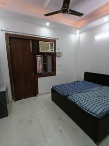 Bedroom Image of 1000 Sq.ft 2 BHK Builder Floor for rent in Sector 116 Noida for Rs. 35000