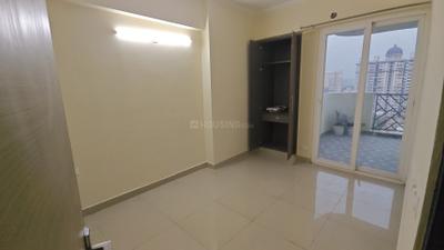 Bedroom Image of 2200 Sq.ft 4 BHK Apartment / Flat for sale in Saya Gold Avenue, Indirapuram Ghaziabad for Rs. 32000000