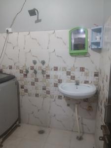 Bathroom Image of 960 Sq.ft 1 RK Independent House for rent in Model Town Panipat for Rs. 8500