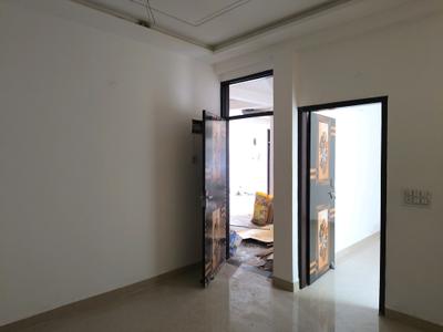 Living Room Image of 750 Sq.ft 2 BHK Builder Floor for sale in DLF Ankur Vihar Ghaziabad for Rs. 2360004