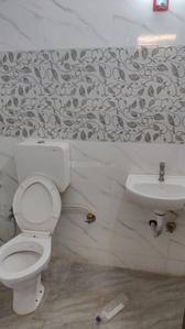 Bathroom Image of 650 Sq.ft 1 BHK Apartment / Flat for rent in Jawaharsons R B Heights, Pratap Nagar Jodhpur for Rs. 16500