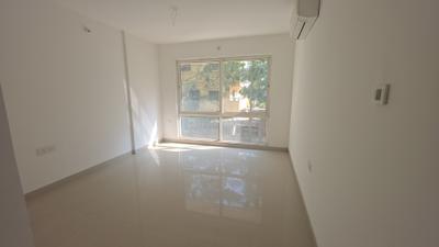 Bedroom Image of 2800 Sq.ft 3.5 BHK Apartment / Flat for sale in Marvel Brisa, Baner Pune for Rs. 35500000
