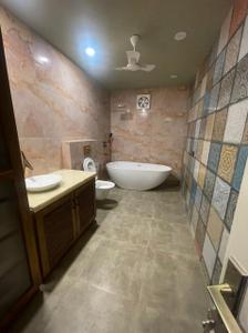 Bathroom Image of 10000 Sq.ft 6 BHK Independent House for sale in Sushant Lok Phase 1 Gurgaon for Rs. 140000000