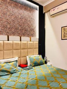 Bedroom Image of 3008 Sq.ft 4 BHK Villa for rent in Paramount Golfforeste Villas, Surajpur Greater Noida for Rs. 45000