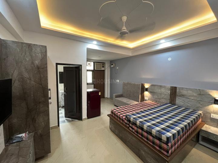 DLF Phase 3 Bedroom 1