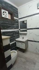 Bathroom Image of 1800 Sq.ft 3 BHK Builder Floor for rent in GTB Nagar New Delhi for Rs. 45000