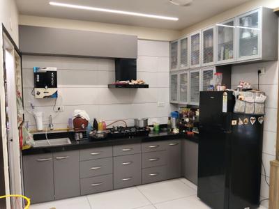 Kitchen Image of 1584 Sq.ft 3 BHK Apartment / Flat for sale in Bhat Ahmedabad for Rs. 8500000