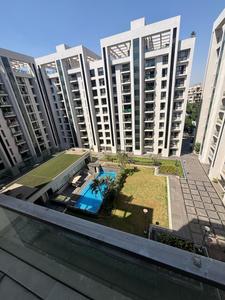 3.5 BHK Flat