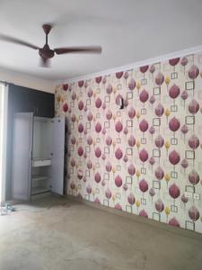 Bedroom Image of 2410 Sq.ft 4 BHK Apartment / Flat for sale in Amrapali Silicon City, Sector 76 Noida for Rs. 26500000