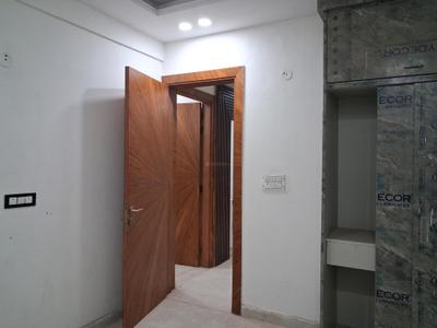 Bedroom Image of 1650 Sq.ft 3.5 BHK Apartment / Flat for sale in DM Infra, Sector 104 Noida for Rs. 6550000