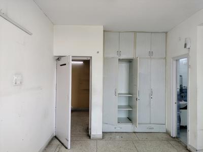 Bedroom Image of 2500 Sq.ft 4 BHK Apartment / Flat for sale in Badhwar Apartments, Sector 6 Dwarka New Delhi for Rs. 29800000