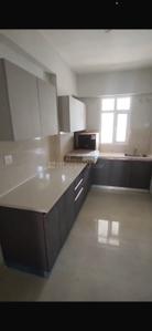 Kitchen Image of 1650 Sq.ft 3 BHK Builder Floor for rent in Signature Global City 37D Phase 2, Sector 37D Gurgaon for Rs. 45000