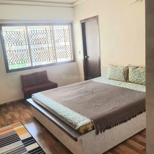 Bedroom Image of 2466 Sq.ft 4 BHK Apartment / Flat for sale in Bodakdev Ahmedabad for Rs. 16000000