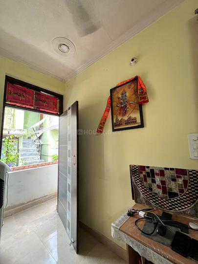 Nangal Raya, Janakpuri Main Image 1