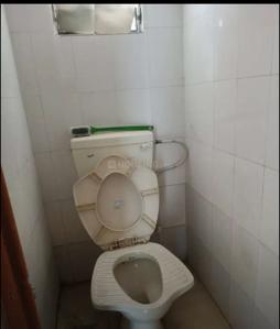 Bathroom Image of 700 Sq.ft 1 BHK Apartment / Flat for rent in Gorwa Vadodara for Rs. 9000