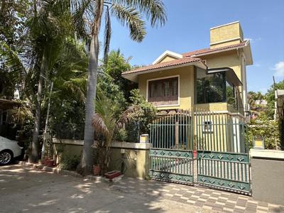 5 BHK Independent House