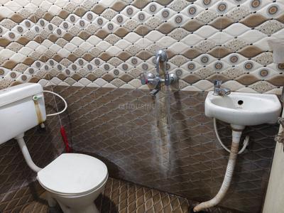Bathroom Image of 1380 Sq.ft 3 BHK Apartment / Flat for sale in Railway New Colony Visakhapatnam for Rs. 7800000
