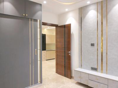 Bedroom Image of 1800 Sq.ft 3 BHK Builder Floor for sale in Vikaspuri New Delhi for Rs. 36500000
