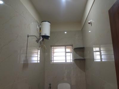 Bathroom Image of 550 Sq.ft 1 BHK Independent House for rent in Akshayanagar Bengaluru for Rs. 22000