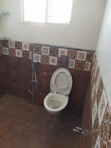 Bathroom Image of 3300 Sq.ft 4 BHK Independent House for rent in Treasury Layout Mysore for Rs. 46000