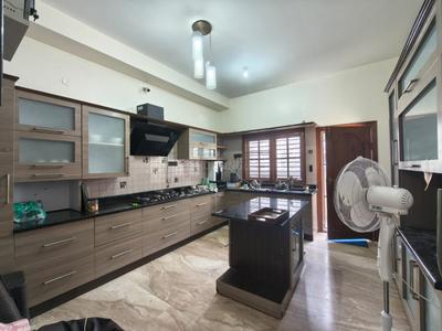 Kitchen Image of 2400 Sq.ft 4 BHK Independent House for rent in HSR Layout Bengaluru for Rs. 210000