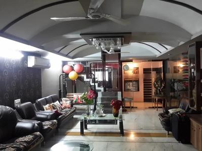 Hall Image of 2480 Sq.ft 4 BHK Independent House for sale in Dev Priya 1, Jodhpur Ahmedabad for Rs. 50000000