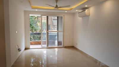 Living Room Image of 2700 Sq.ft 4 BHK Builder Floor for sale in Saket New Delhi for Rs. 65000000