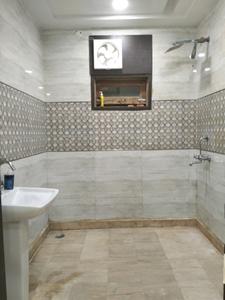 Bathroom Image of 1820 Sq.ft 3 BHK Builder Floor for rent in Shahdara New Delhi for Rs. 40000