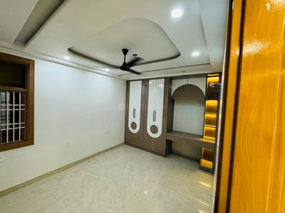 Bedroom Image of 1300 Sq.ft 3 BHK Builder Floor for sale in Bindapur New Delhi for Rs. 7500000