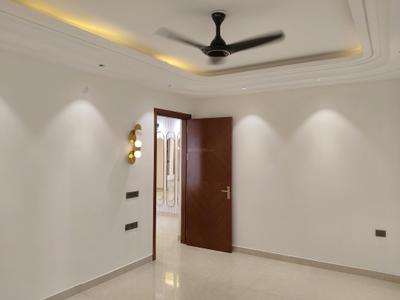 Bedroom Image of 730 Sq.ft 1 BHK Builder Floor for rent in DLF Independent Floors, DLF Phase 3 Gurgaon for Rs. 32000
