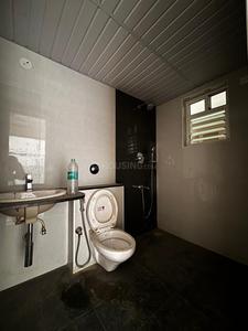 Bathroom Image of 1400 Sq.ft 2 BHK Apartment / Flat for rent in Bommanahalli Bengaluru for Rs. 55000