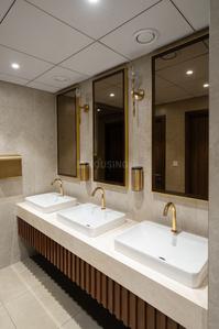 Bathroom Image of 2568 Sq.ft 3.5 BHK Apartment / Flat for sale in Sobha Marina One, Marine Drive Kochi for Rs. 40000000