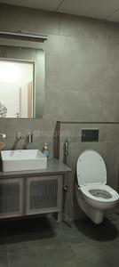 Bathroom Image of 1500 Sq.ft 4 BHK Apartment / Flat for rent in Vadsar Vadodara for Rs. 100000